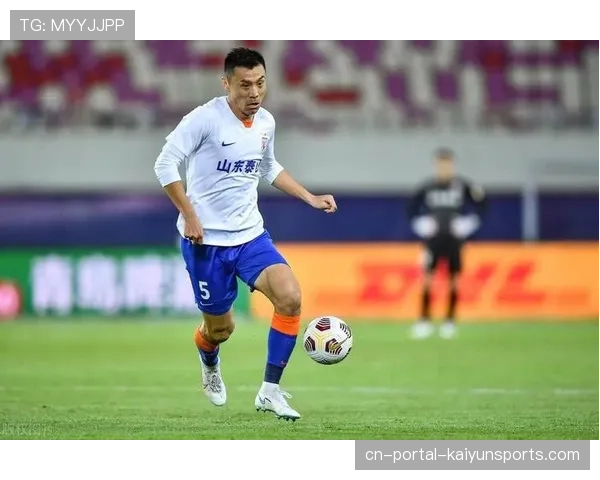 老将的智慧：专访郑铮，谈从“拼命三郎”到“卡位大师”的防守转型